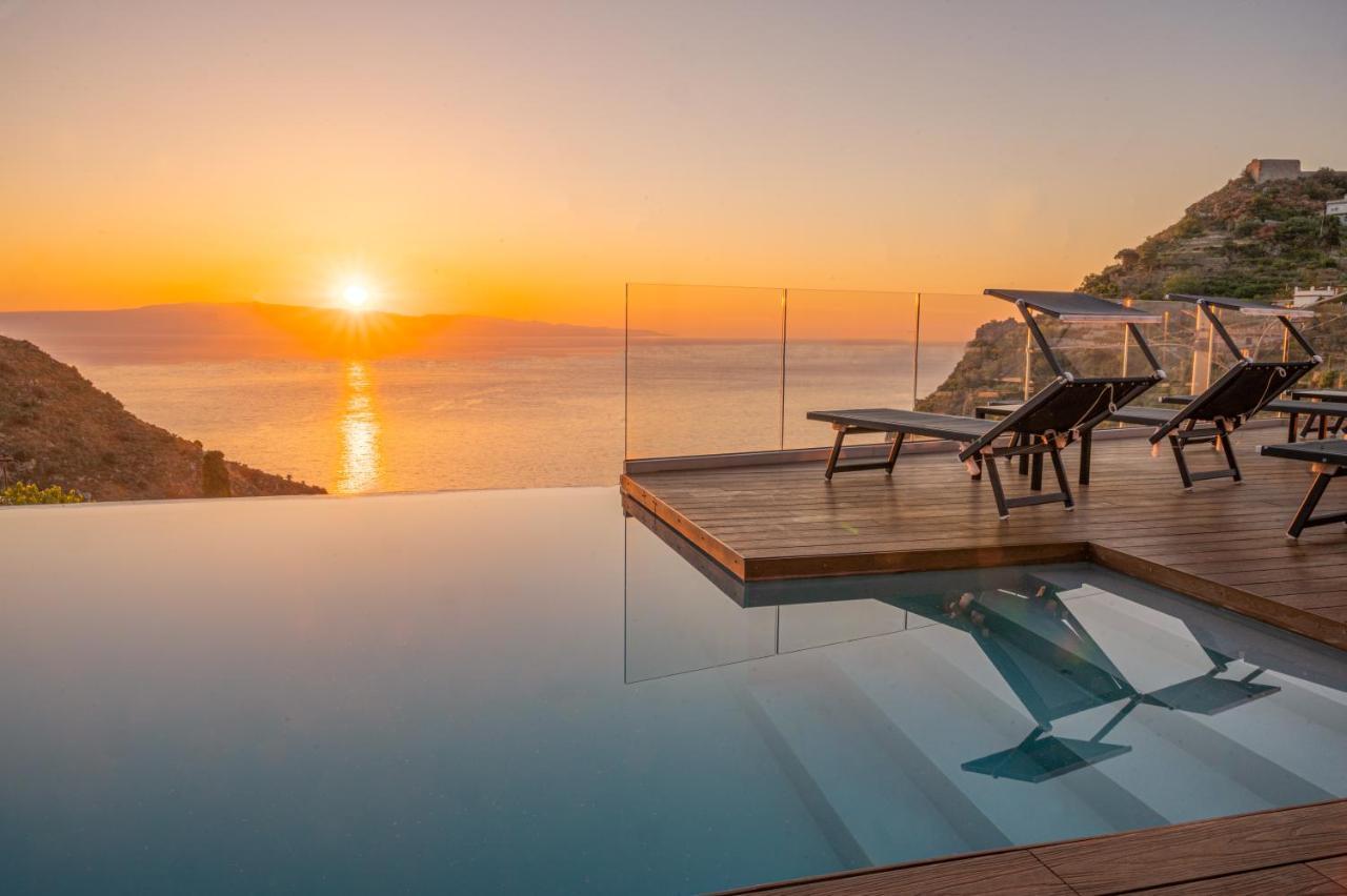 The View Luxury *